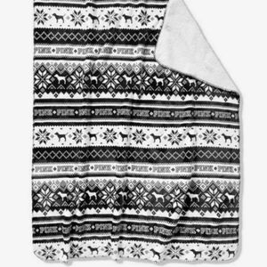 VS PINK Sherpa Throw